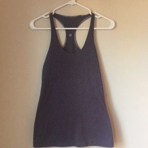 LuluLemon Razorback fitted tank top